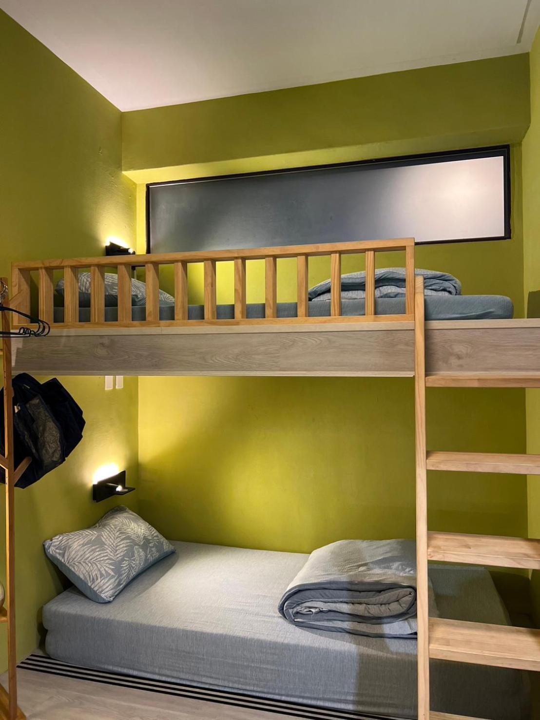 Local Backpacker Hostel Tainan Eksteriør billede